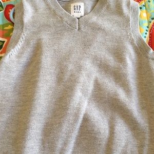 Gap Kids v-neck sweater